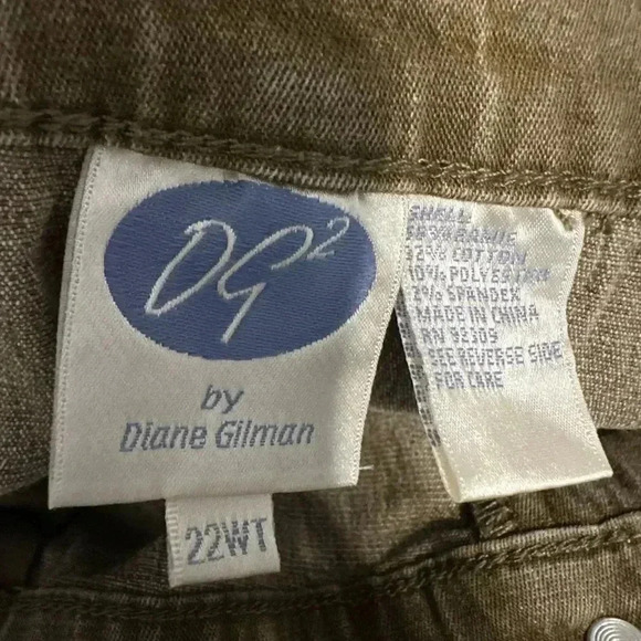 DG2 Diane Gilman tan/gray denim pants decorative studs on bottom size 22W tall - Picture 9 of 9